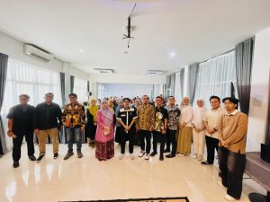 Mahasiswa Hukum Universitas Prima Nusantara Bukittinggi Sukses Selenggarakan Seminar Internasional