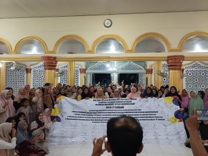Ribuan Warga Samadua Bergerak Tolak Perusahaan Tambang, Ketua DPRK Aceh Selatan Ikut Tandatangani Petisi